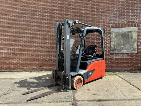 3-wiel elektrische heftrucks 2017  Linde E16-02 (4)
