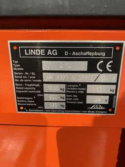 Transpaleta eléctrica 2002  Linde AG L10 (11) 