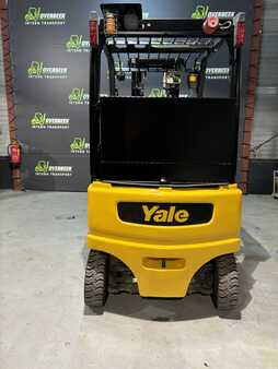 4-wiel elektrische heftrucks 2012  Yale ERP30VL (8)