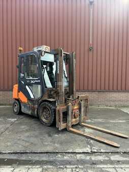 Empilhador diesel 2018  Doosan D30S-7 (1)