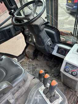 Doosan D30S-7