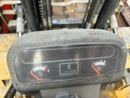 Diesel Forklifts 2000  CAT Lift Trucks DP35K (13)