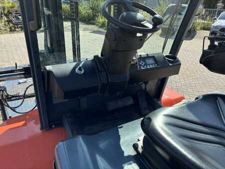 Elektromos 4 kerekű 2018  Toyota 8FBMT50 (7)