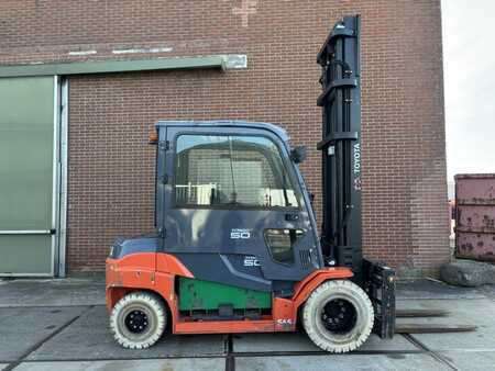 Elektromos 4 kerekű 2016  Toyota 8FBMT50 (2)