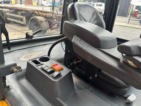 Carrelli elettrici 4 ruote 2015  Jungheinrich EFG545 (10)