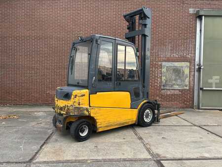 Carrelli elettrici 4 ruote 2015  Jungheinrich EFG545 (4)