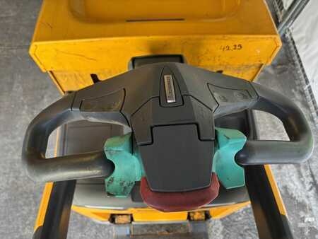 Stacker stå på  Jungheinrich ERE 225 (6)