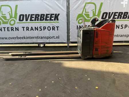 VZV s plošinou pro řidiče 2017  Linde T25SP-02 (3)