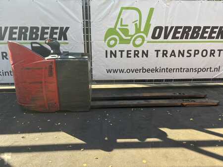 Stacker stå på  Linde T20 SP (2)