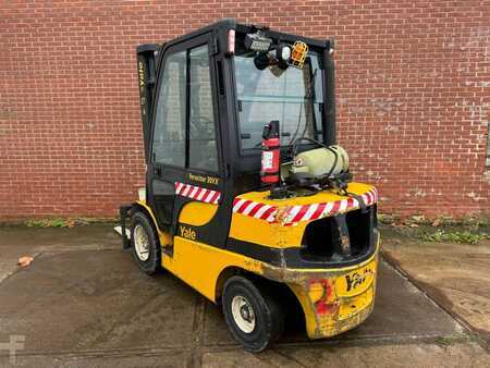 Nestekaasutrukki 2012  Yale GLP30VX (3)