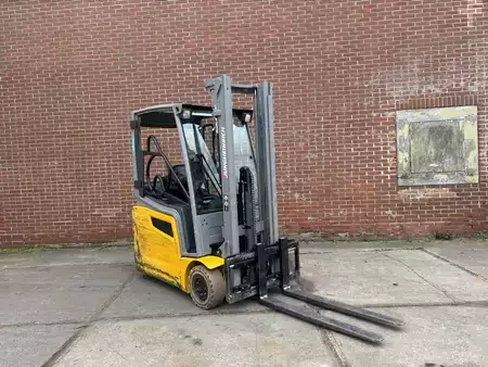 Elektro 3 Rad 2018  Jungheinrich EFG 216k (1)