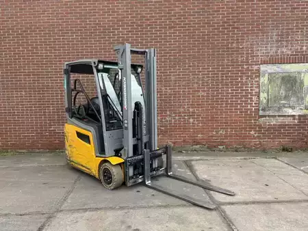 Elektro 3 Rad 2018  Jungheinrich EFG 216k (1)
