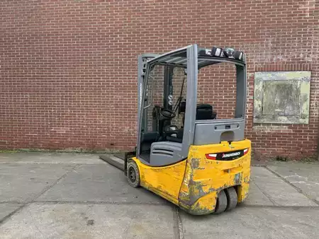 Elektro 3 Rad 2018  Jungheinrich EFG 216k (5)