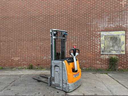 Stacker pedestre 2018  Still EXV 14 (2)