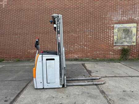 Stacker pedestre 2018  Still EXV 14 (2)