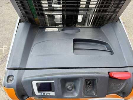 Stacker pedestre 2018  Still EXV 14 (7)