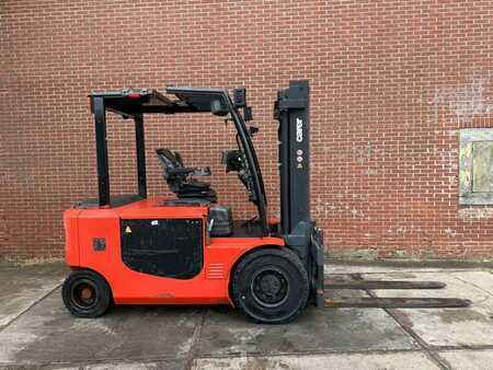 Elektro čtyřkolový VZV 2015  Carer R654 SPED (2)