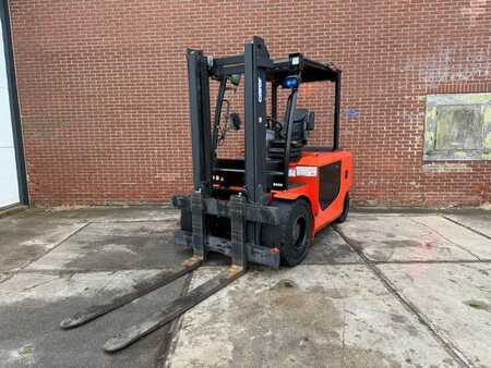 Elektro čtyřkolový VZV 2015  Carer R654 SPED (3)