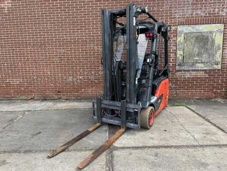 Elektryczne 3-kołowe 2019  Linde E14-02 (4)