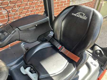 Elektryczne 3-kołowe 2019  Linde E14-02 (7)