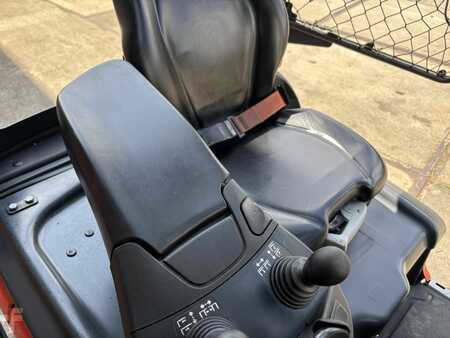 Elektryczne 3-kołowe 2019  Linde E14-02 (9)