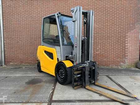 Elektromos 4 kerekű 2017  Jungheinrich EFG535K (1)