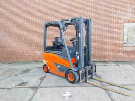 Eléctrico - 4 rodas 2017  Linde E16PH-02 (1)