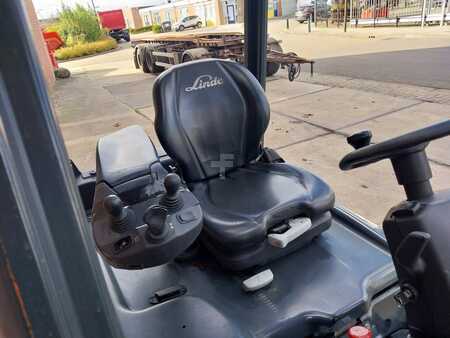 Eléctrico - 4 rodas 2017  Linde E16PH-02 (10)