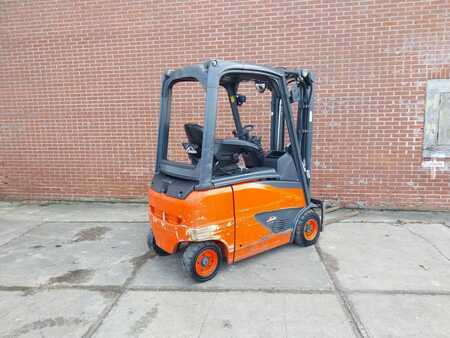 Eléctrico - 4 rodas 2017  Linde E16PH-02 (6)