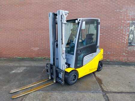 Elektromos 4 kerekű 2018  Jungheinrich EFG 320 (5)