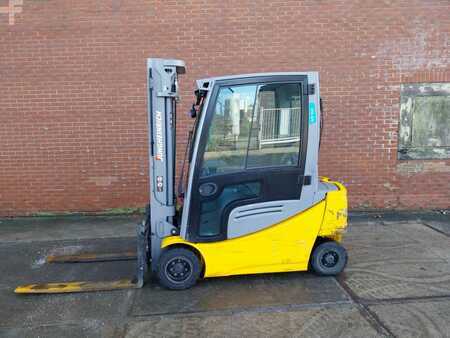 Elektromos 4 kerekű 2018  Jungheinrich EFG 320 (7)