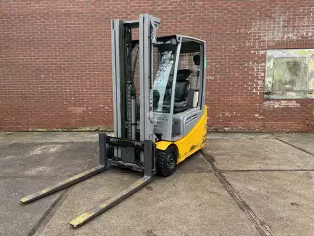 Elektro 3 Rad 2018  Jungheinrich EFG 216k (4)