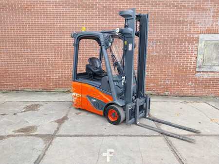 Elektro tříkolové VZV 2018  Linde E15-02 (1)