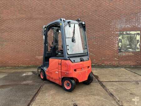 Eléctrico - 4 rodas 2013  Linde E16PH-01 (5)