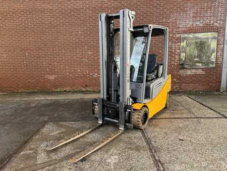 Elektromos 4 kerekű 2018  Jungheinrich EFG 320 (4)