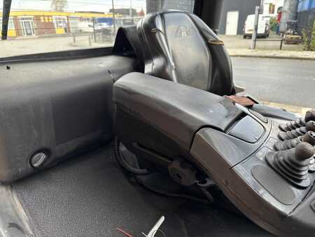 Dízel targoncák 2021  Linde H45D (10)