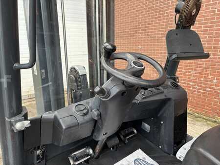 Dízel targoncák 2021  Linde H45D (8)