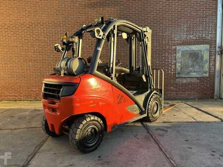 Nestekaasutrukki 2015  Linde H35T (3)