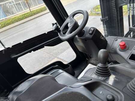 Sähkö - 4 pyör 2017  Linde E30HL-01/600 (10)