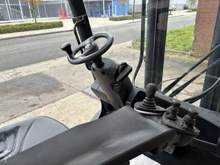 Diesel truck - Linde H35D (9)