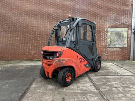 Dieselový VZV 2015  Linde H25D-02 (3)