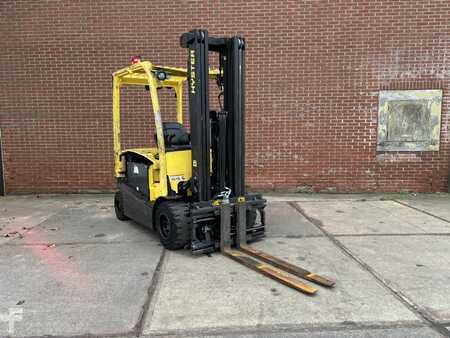 El truck - 4 hjulet 2014  Hyster J2.5XN (1)