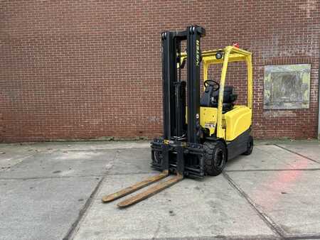 El truck - 4 hjulet 2014  Hyster J2.5XN (4)