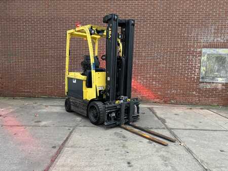 Elektro čtyřkolový VZV 2014  Hyster E2.5XN MWB (1)