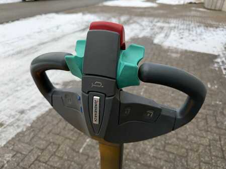 Magasemelésű béka 2020  Jungheinrich EJC110 (10)