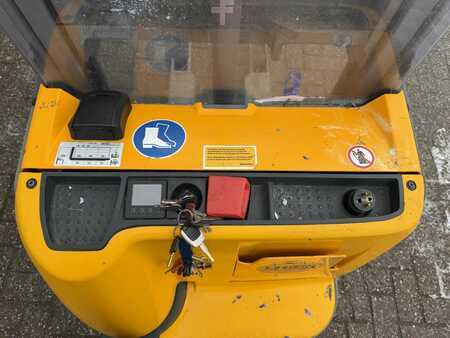 Magasemelésű béka 2020  Jungheinrich EJC110 (5)