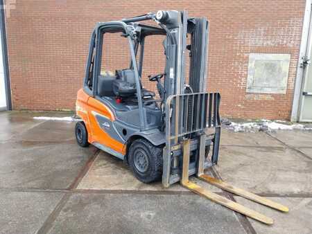 Carrelli elevatori GPL 2021  Linde H30T (1)