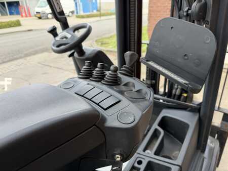 Gas gaffeltruck 2021  Linde H35T (9)