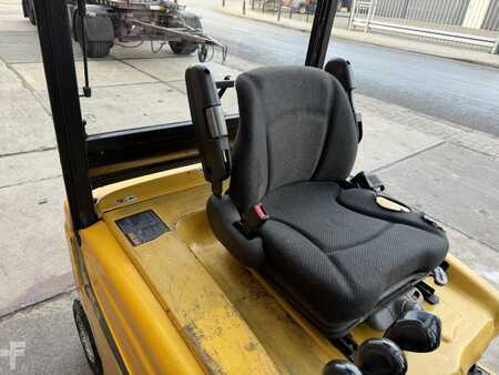 Eléctrica de 3 ruedas 2015  Yale ERP20VF (10)