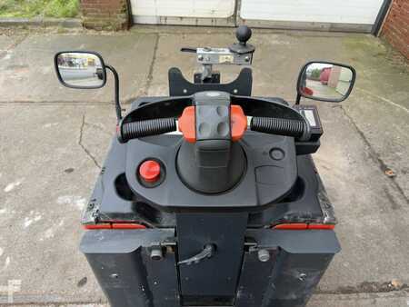 Trainatori  Linde P30C (8)